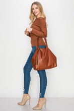 Load image into Gallery viewer, <b>Juliette</b><br> <p><font size=“3px”>Rust Italian Leather Shopper</font></p>