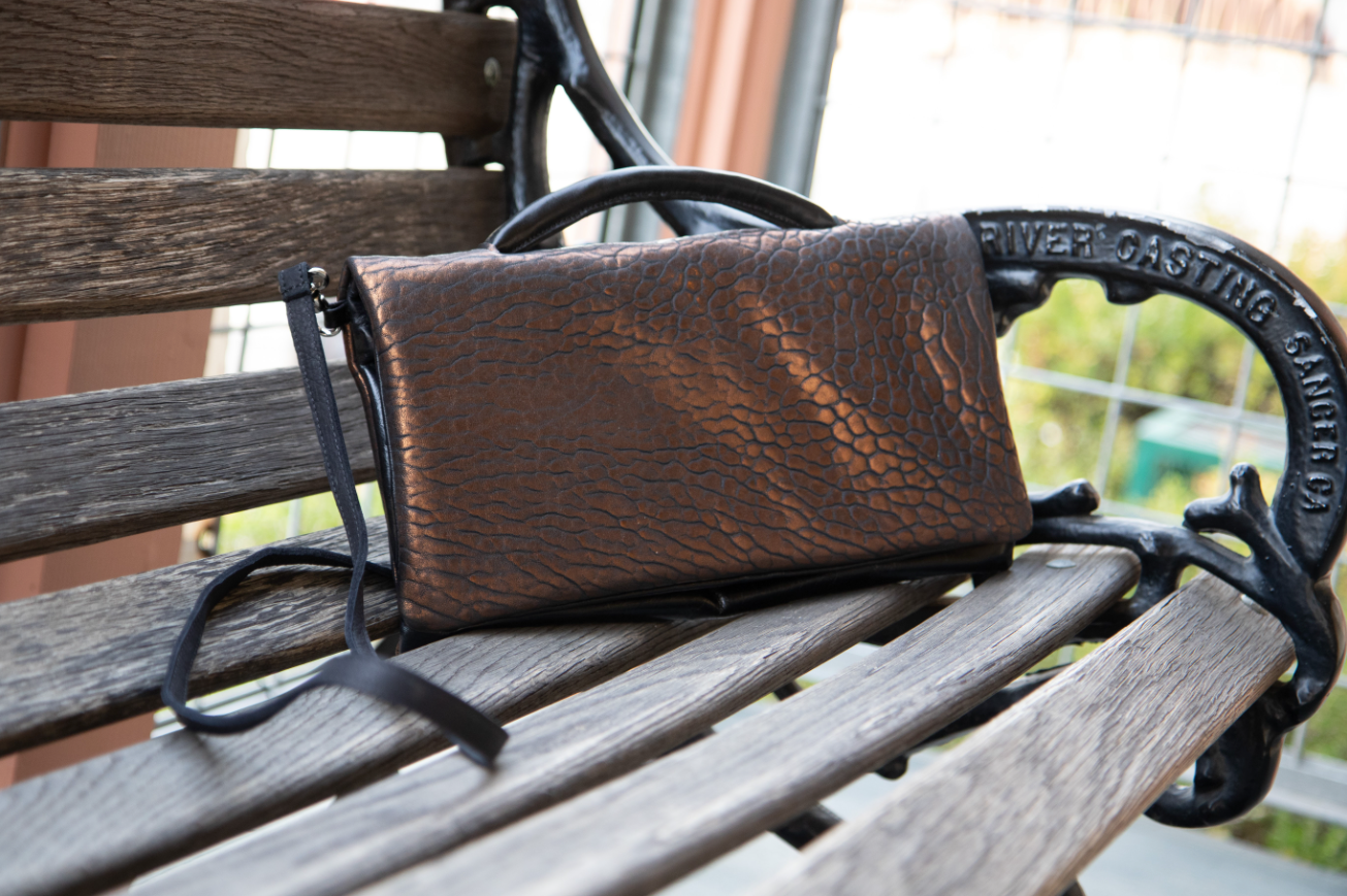 アジアンテイストなショルダーバッグViva Bags of California Viva Bags of California