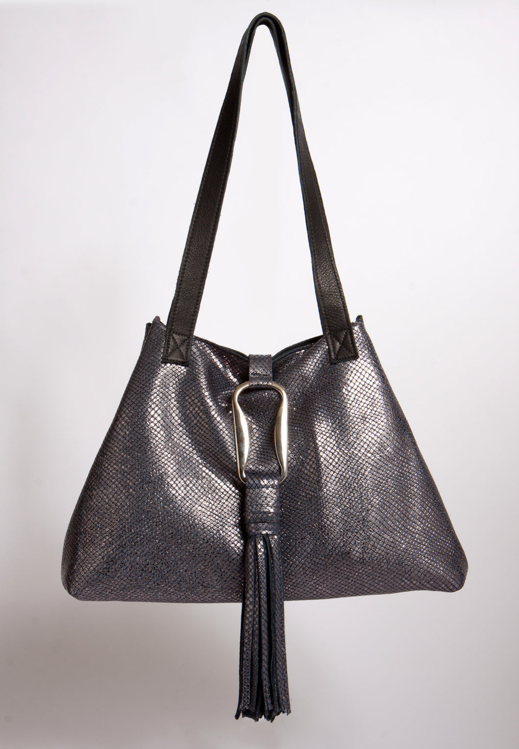 <b>Stacie</b><br> <p><font size=“3px”> Iridescent Black Tote With Metal Hardware </font></p>